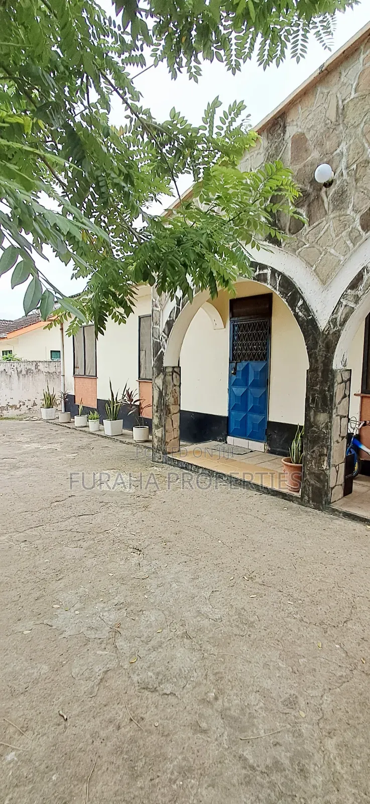 3bdrm Bungalow in Kiembeni Hillside for sale in Kiembeni