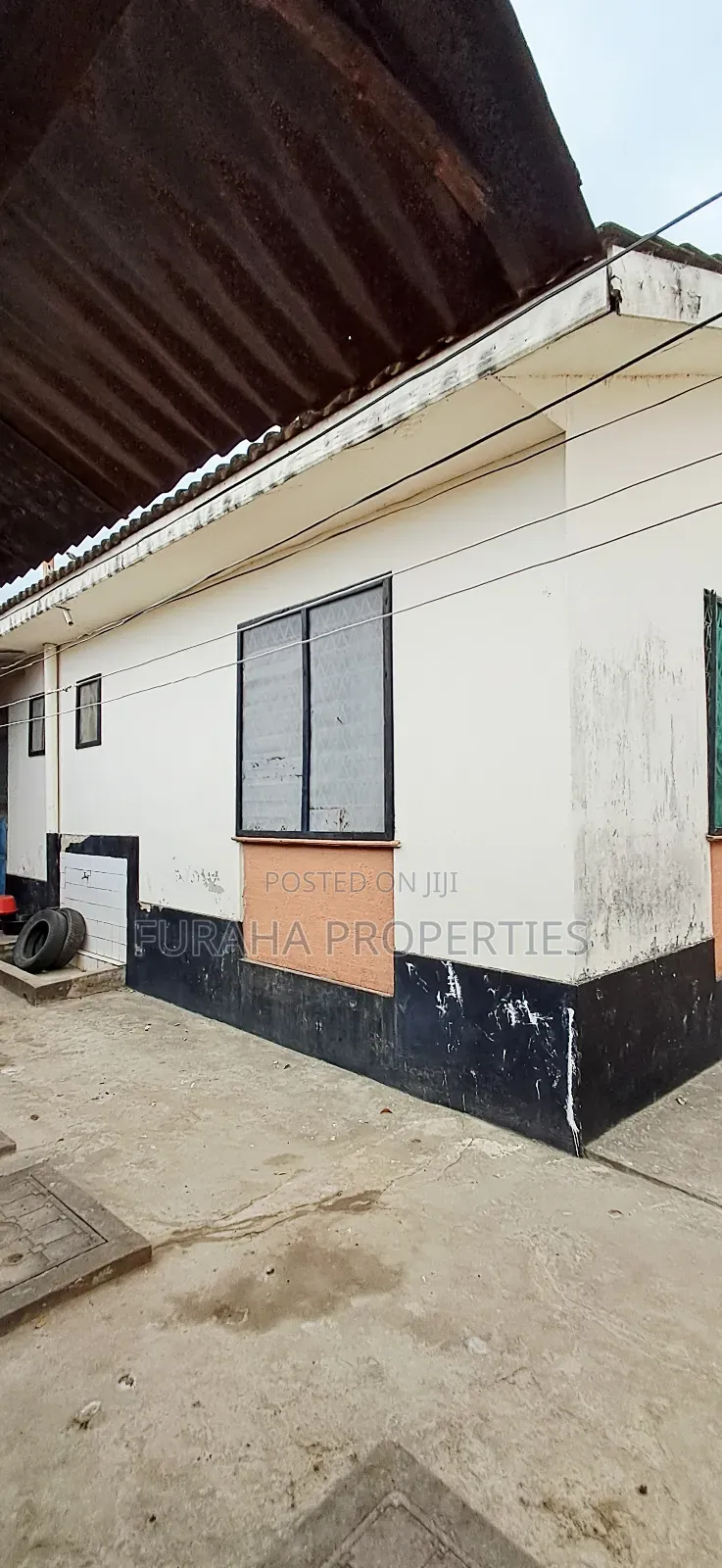 3bdrm Bungalow in Kiembeni Hillside for sale in Kiembeni