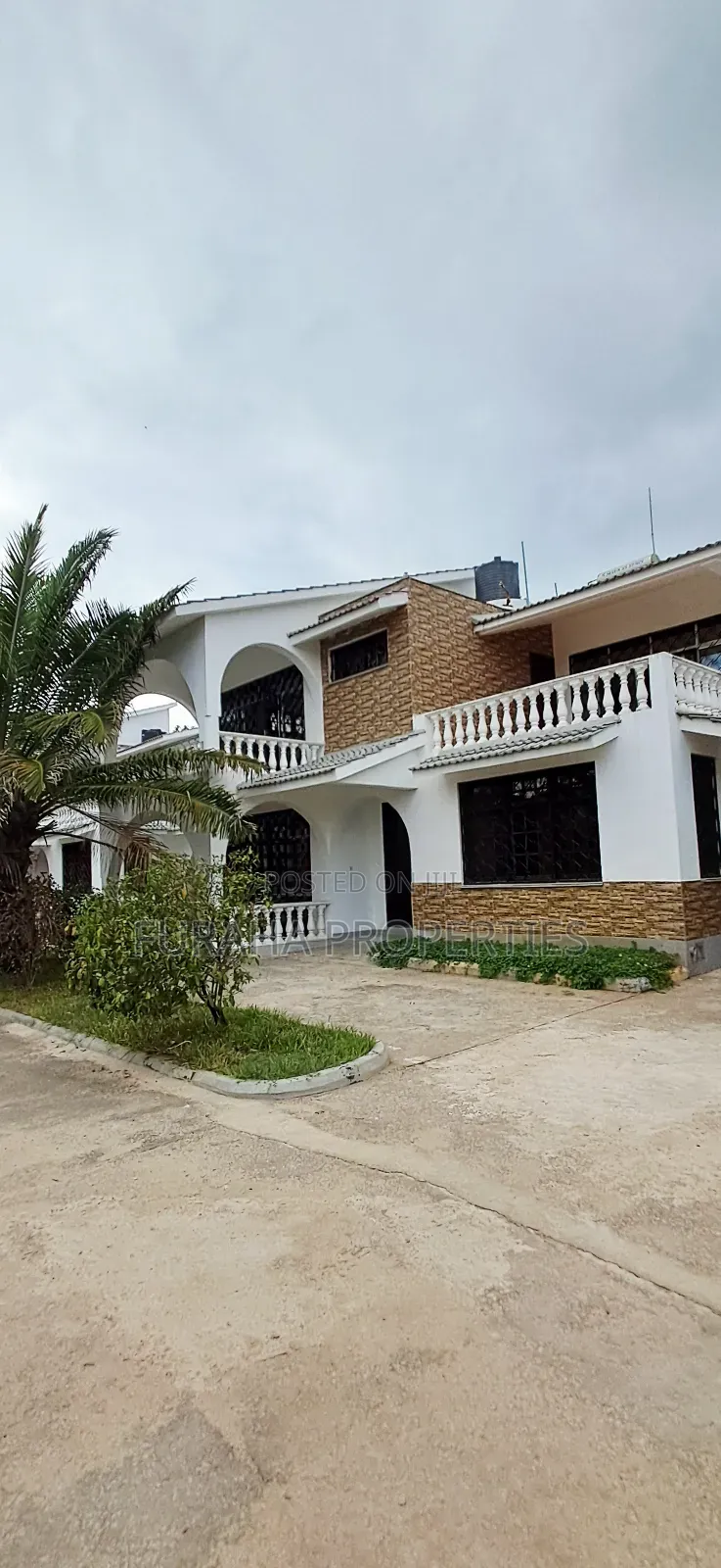 4bdrm Mansion in Shanzu for sale in Shanzu