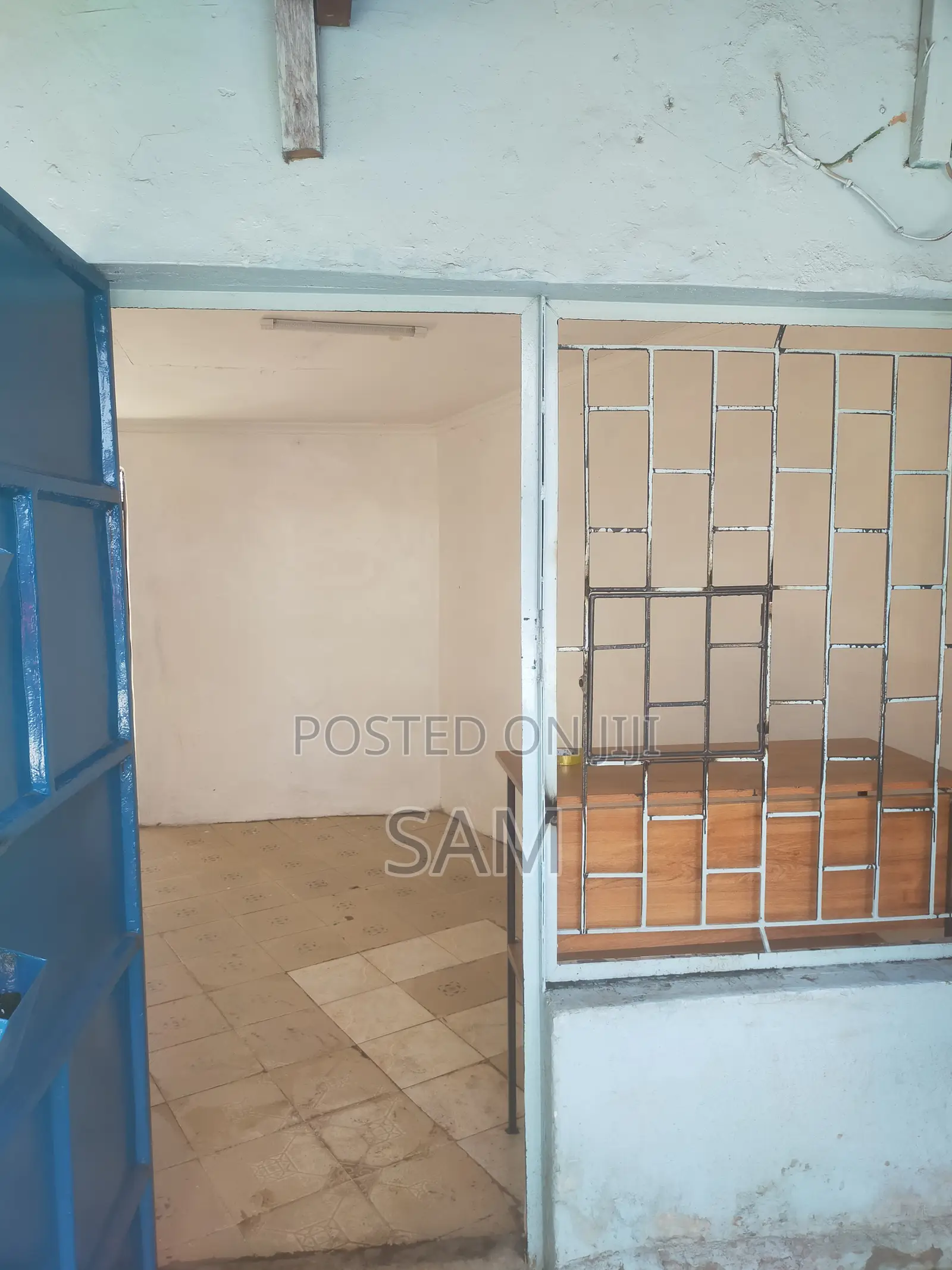 Donholm (Outer Ring Rd) Shop for Rent in Caltex