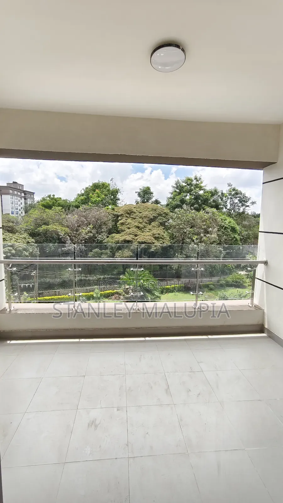 2bdrm Apartment in Riverside for rent in Riverside Drive