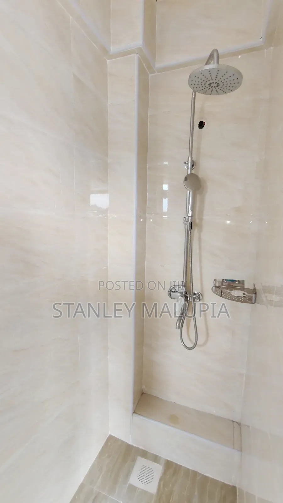 3bdrm Apartment in Rhapta Road Side for rent in Raphta Road Area