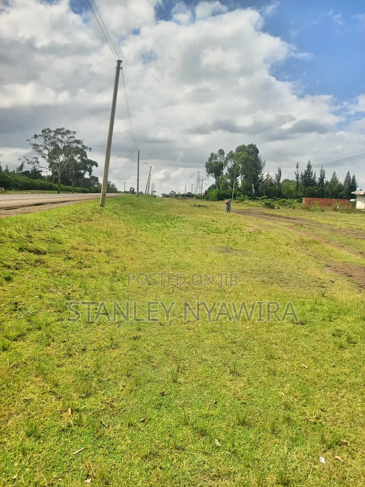 One Acrea Second From Nanyuki Nyeri Highway in Laikipia East