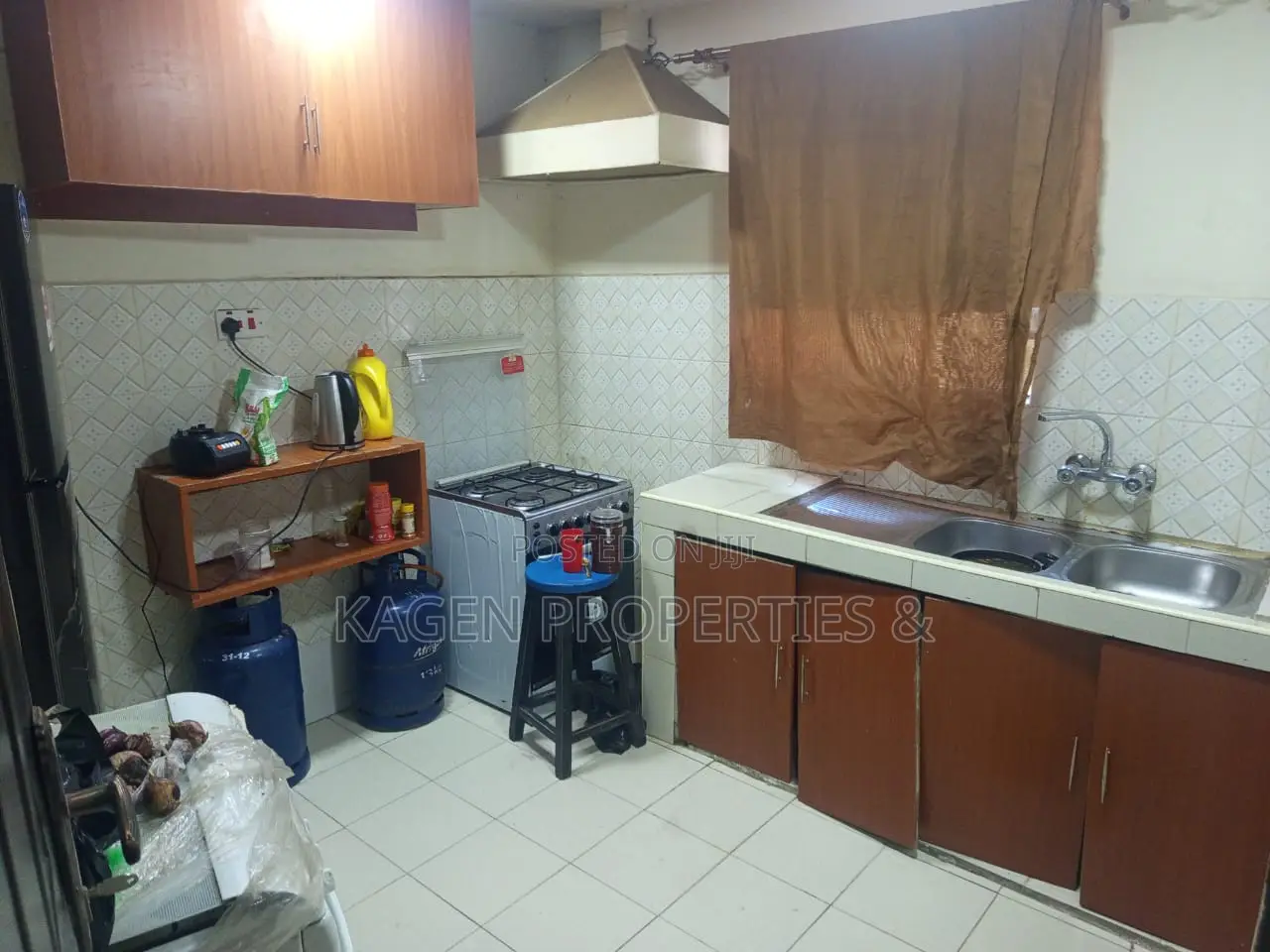 3bdrm Bungalow in Kariobangi South for sale in Kariobangi South