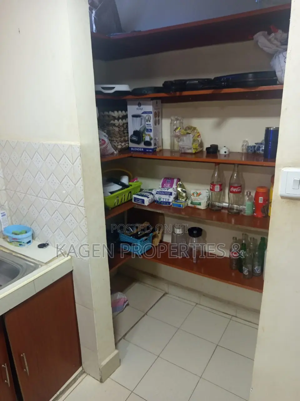3bdrm Bungalow in Kariobangi South for sale in Kariobangi South