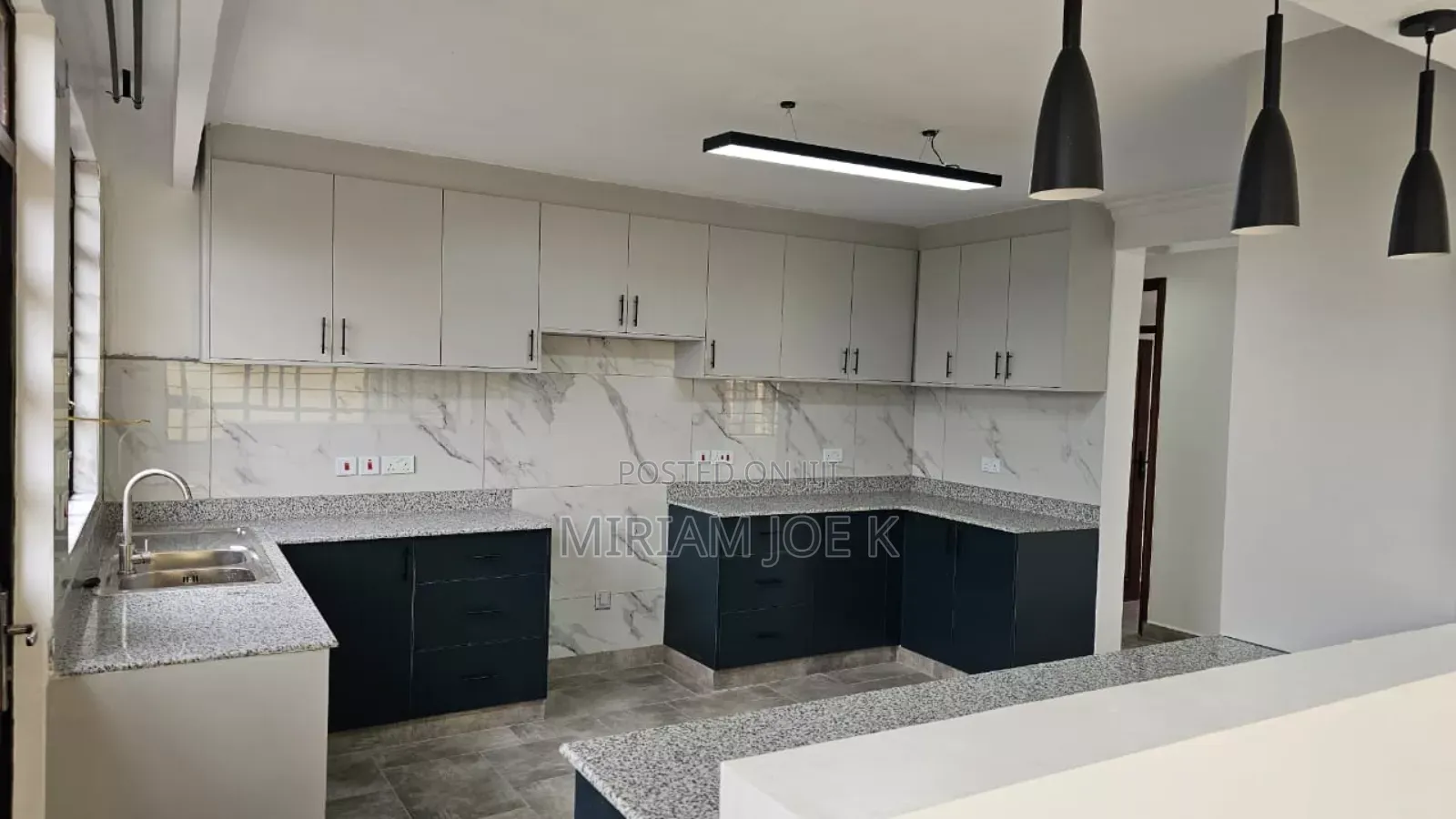 3bdrm Bungalow in Kenyatta Road for rent in Kenyatta Road / Theta 