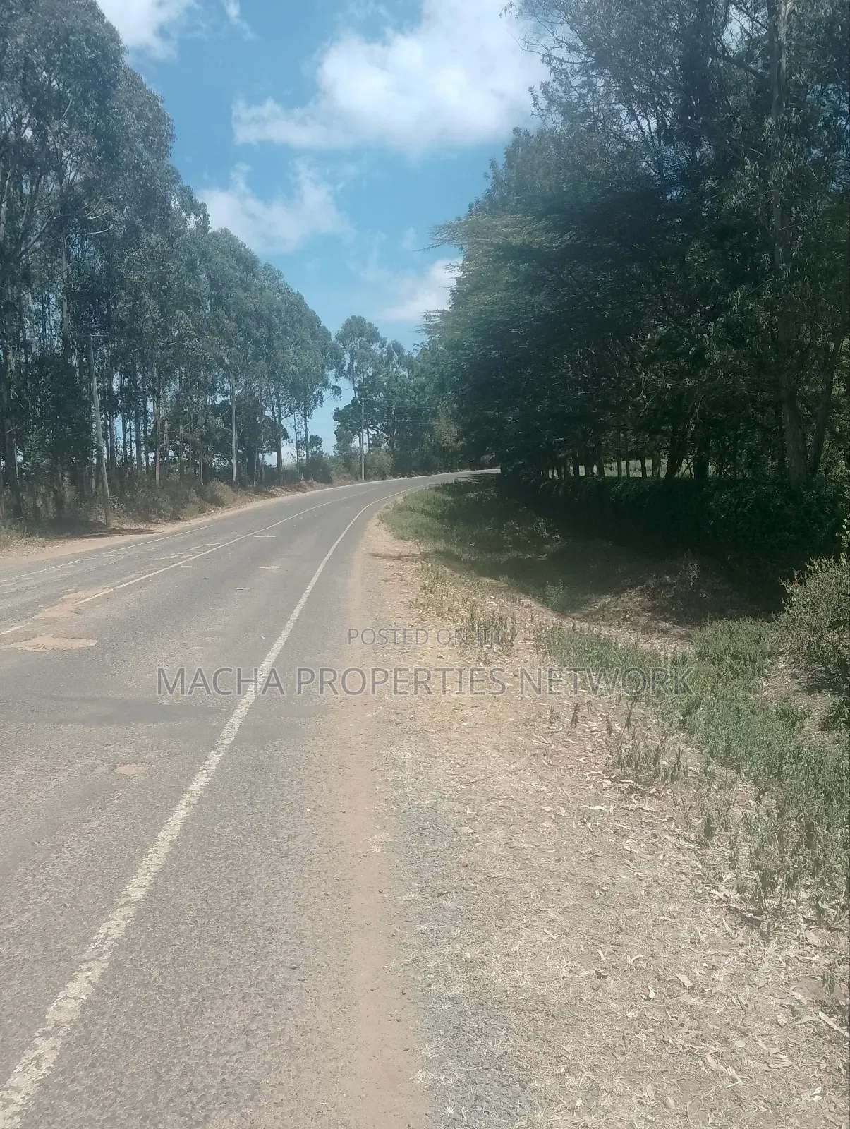 1/2 an Acre Mua Hills at the Peak Fronting Tarmac in Mua Hills