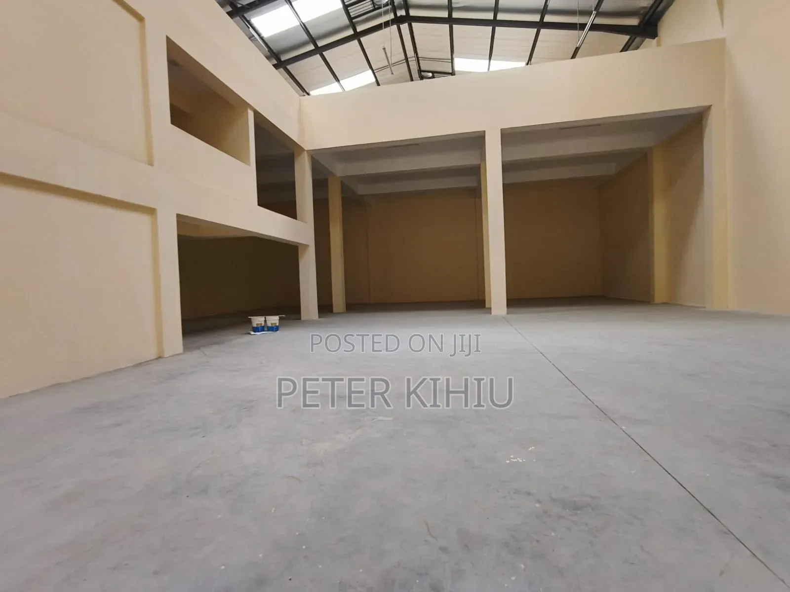 Godown to Let 7250sqft in Baba Ndogo in Baba Dogo