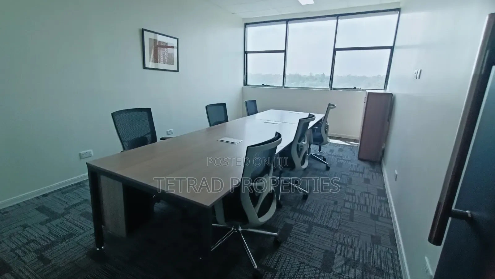 30m2 8 Desks Furnished Office In Riverside Drive ($1600) in Riverside Drive
