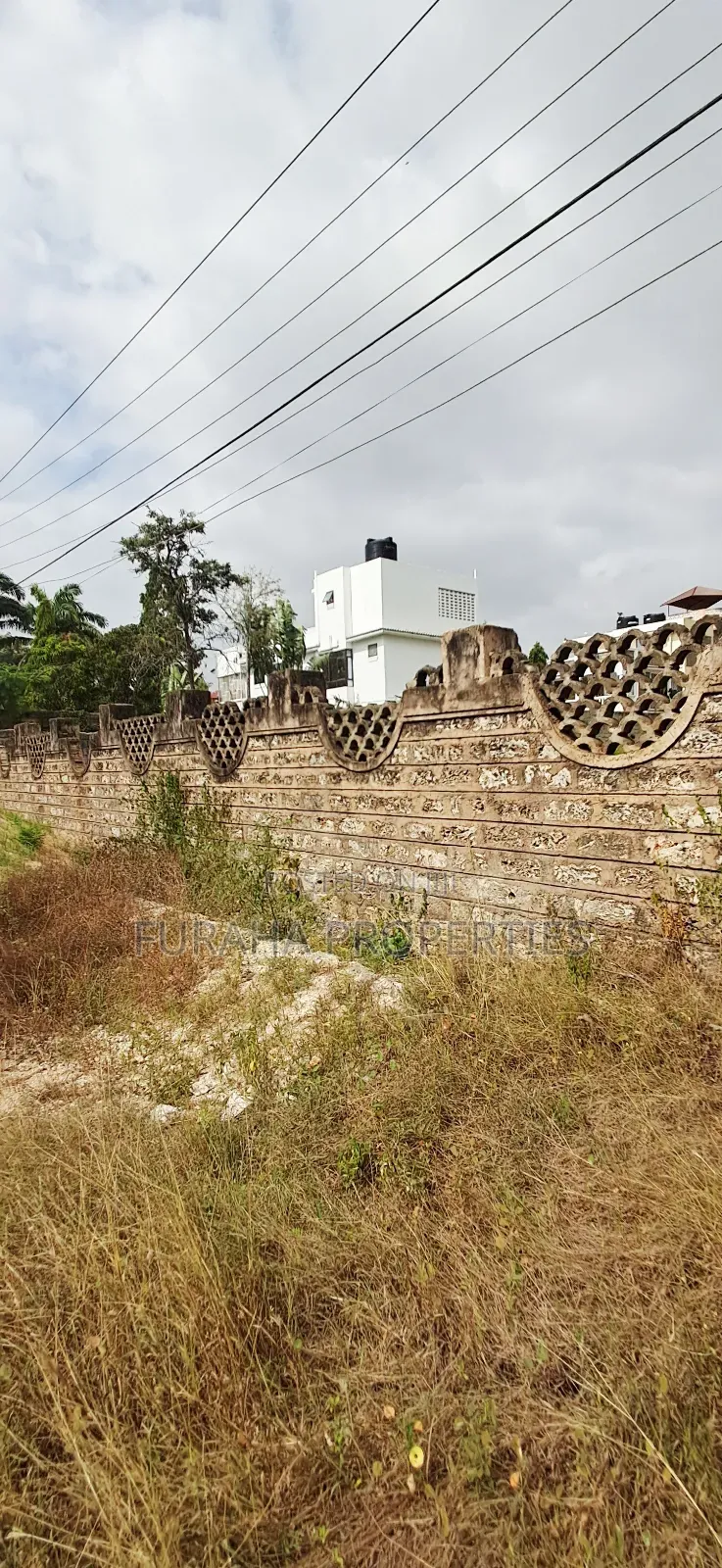 For Sale Quater Acre Plot Shanzu in Shanzu
