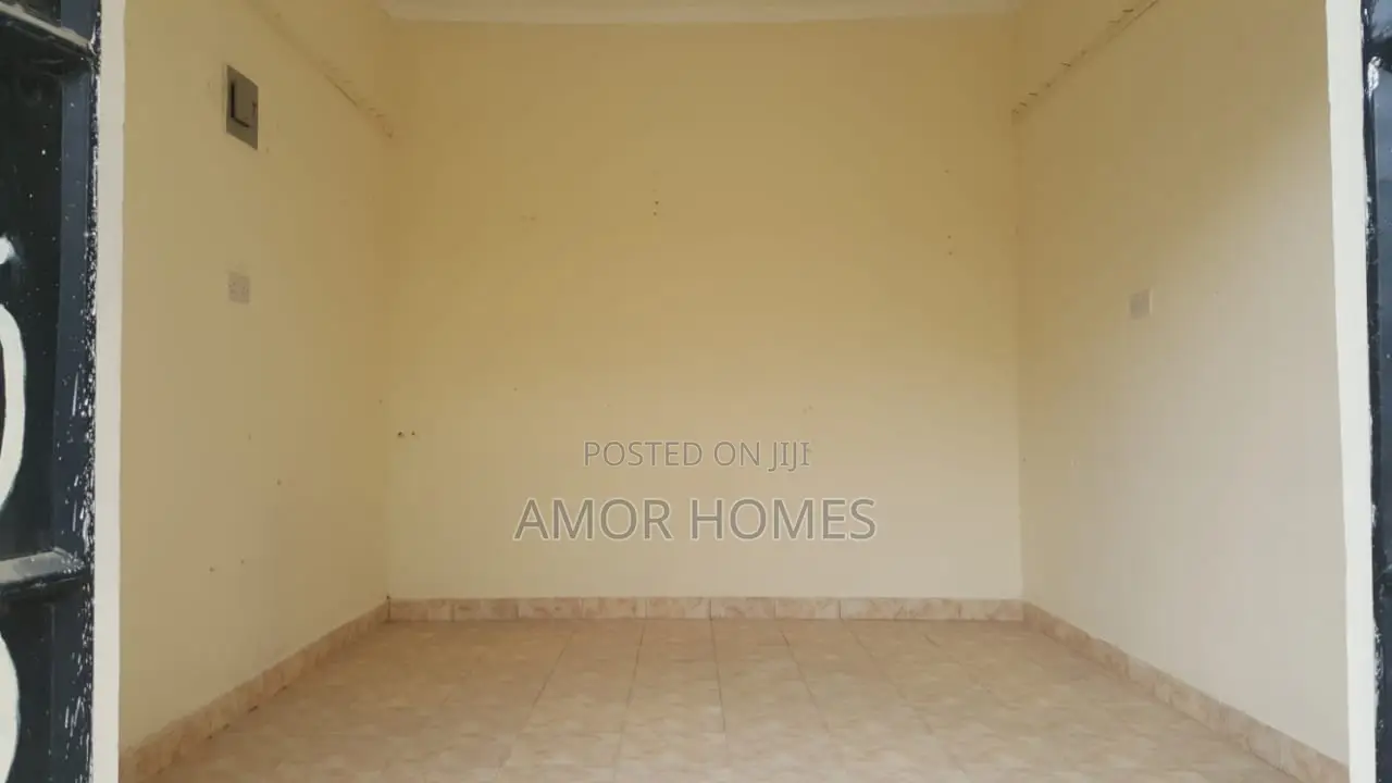 Shop to Let in Mshomoroni