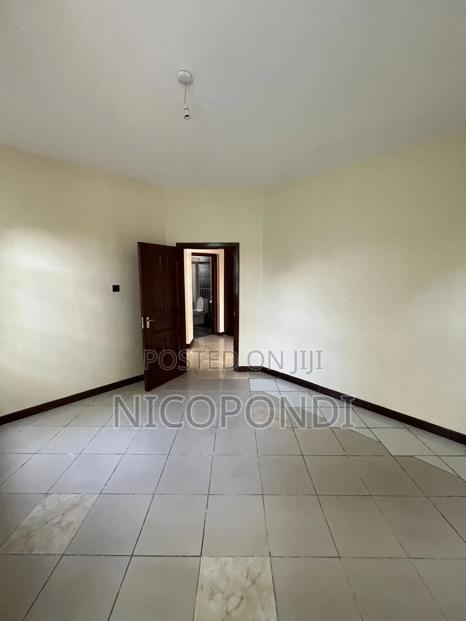 3 Bedroom Commercial Space for Rent in Hurlingham
