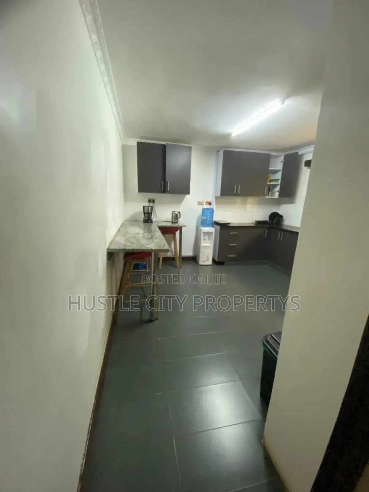 Furnished 4bdrm Block of Flats in Macurra Garden, Parklands/Highridge in Parklands/Highridge