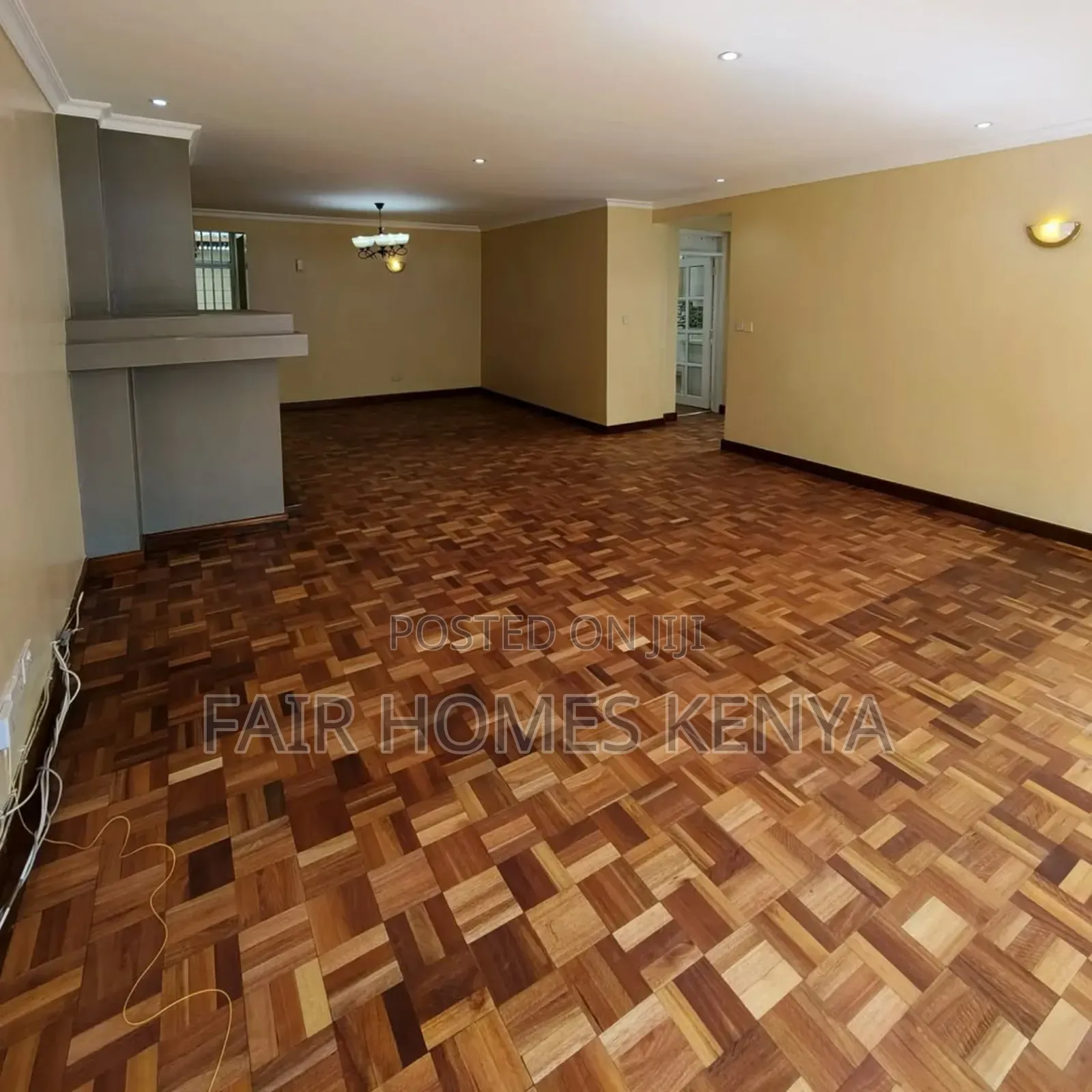 5bdrm Townhouse/Terrace in Kaputei Gardens, Lavington for sale in Lavington