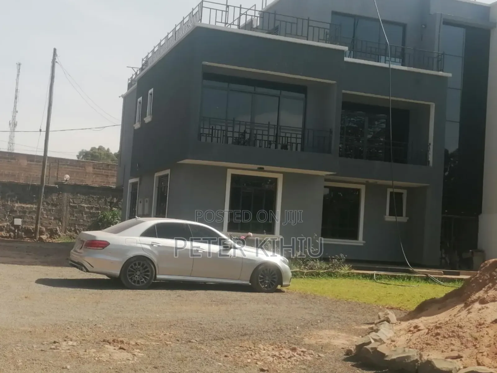 5bdrm Mansion in Thome 5 for rent in Thome