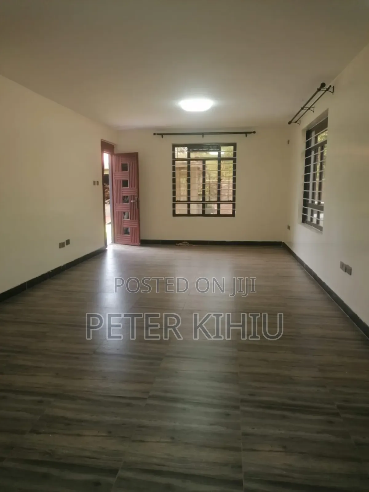 5bdrm Mansion in Thome 5 for rent in Thome