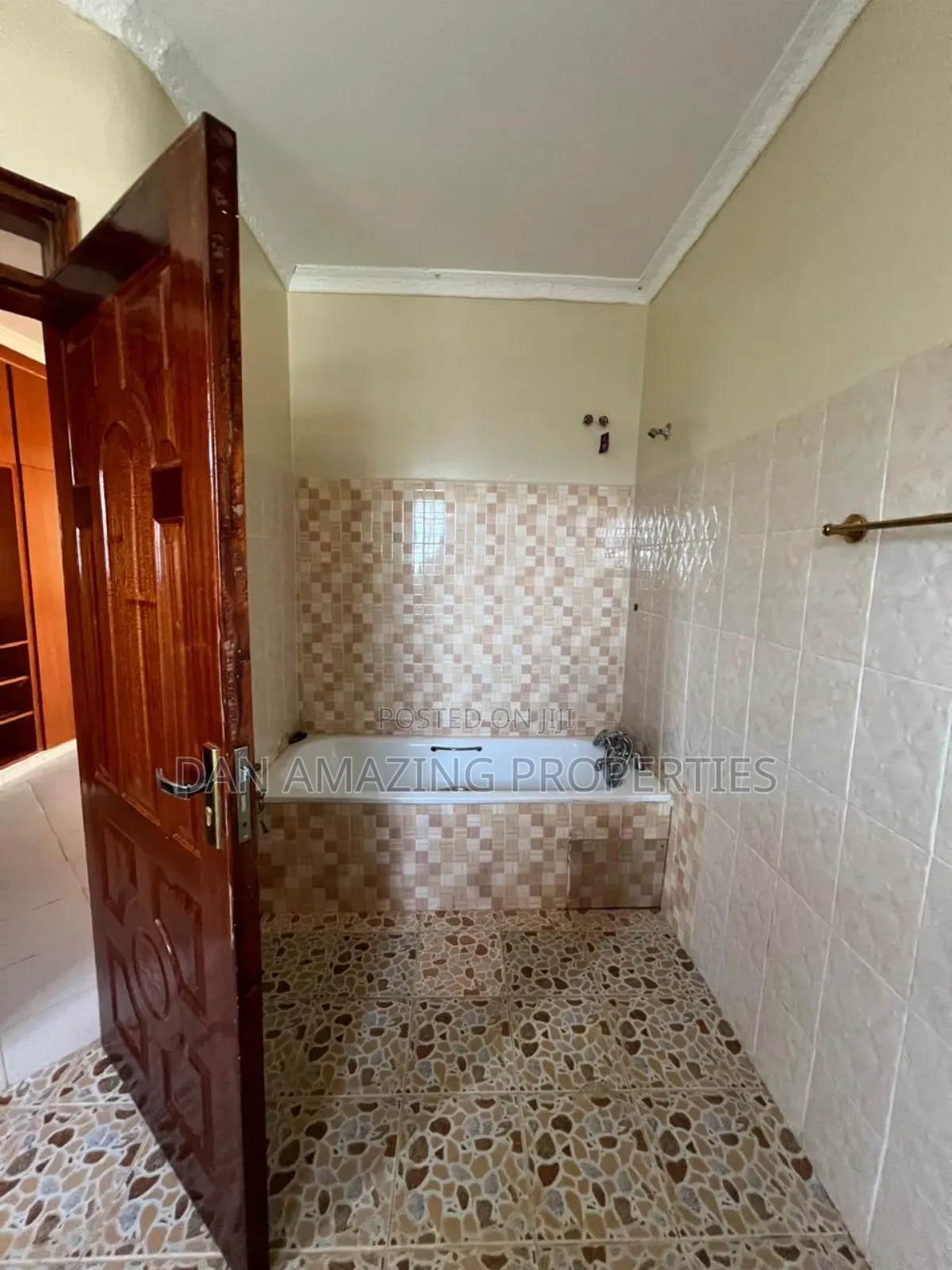 4bdrm Maisonette in Zambia, Ngong for sale in Ngong