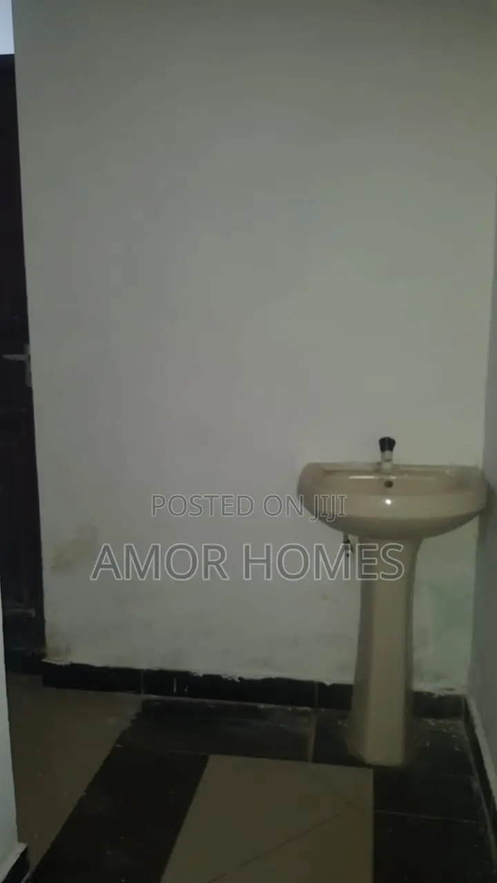 2bdrm Apartment in Mwandoni, Mshomoroni for rent in Mshomoroni