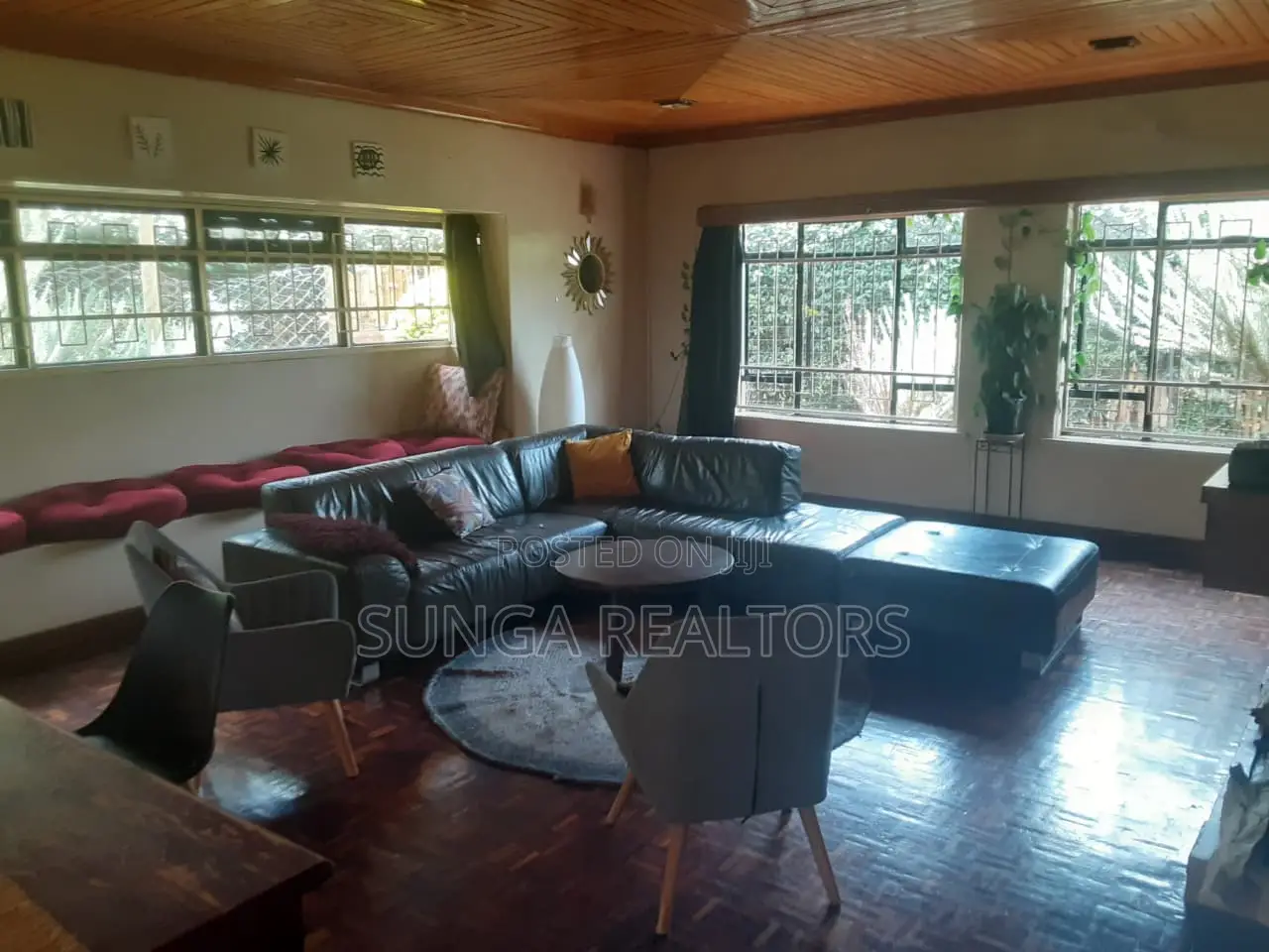 4bdrm Mansion in Nyari Central for sale in Nyari