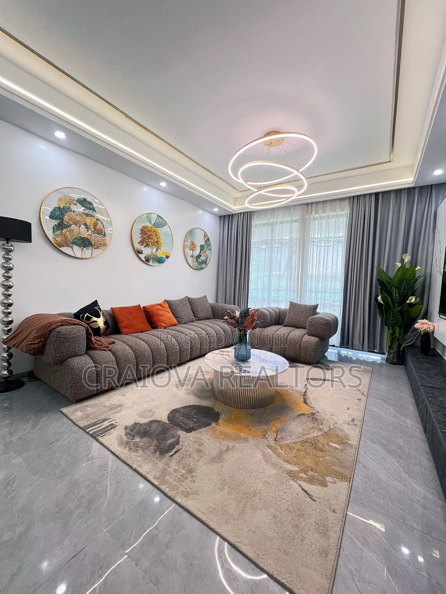 3bdrm Apartment in Lavington for sale in Lavington