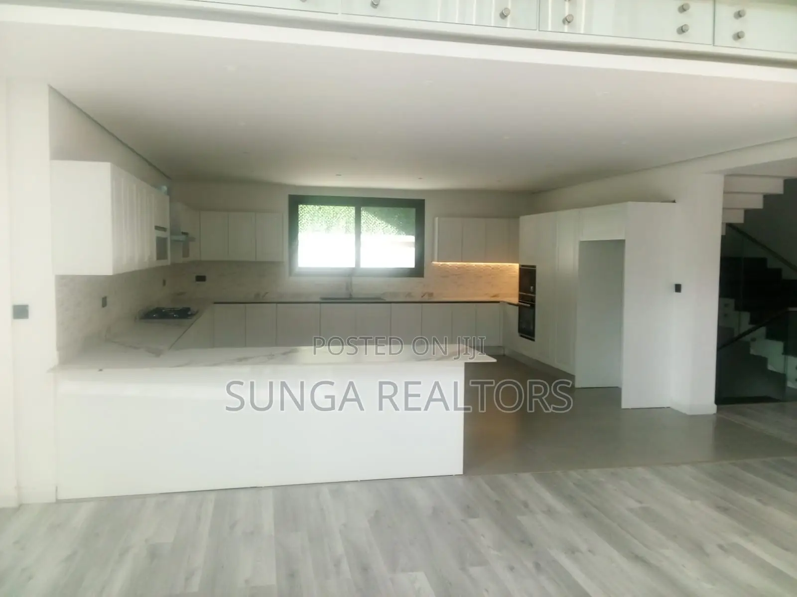 5bdrm House in Chalbi Drive for sale in Riverside Drive