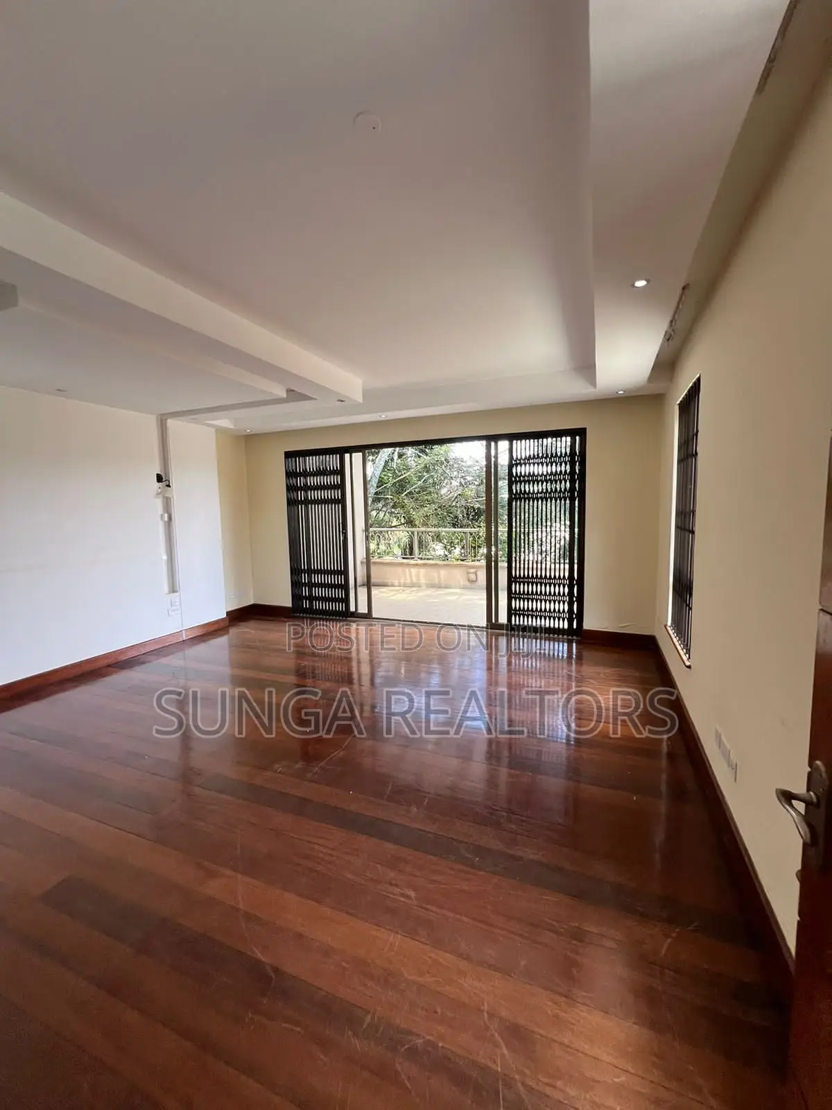 5bdrm House in Mzima Springs, Riverside Drive for sale in Riverside Drive