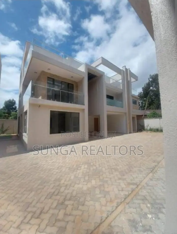 6bdrm House in Loiyangalani Rd., Riverside Drive for sale in Riverside Drive