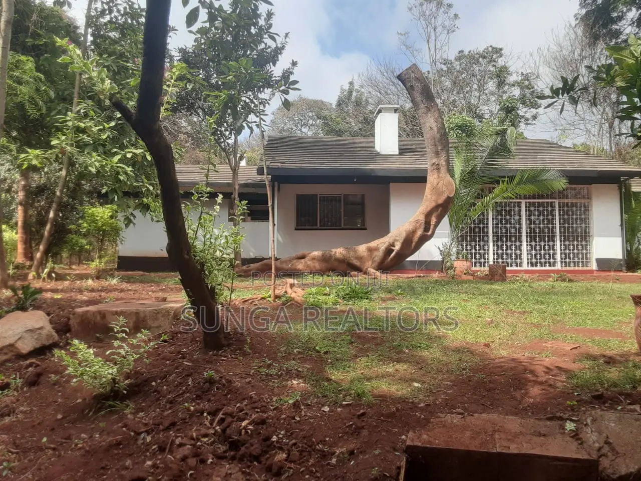 4bdrm Bungalow in Loresho Crescent for sale in Loresho