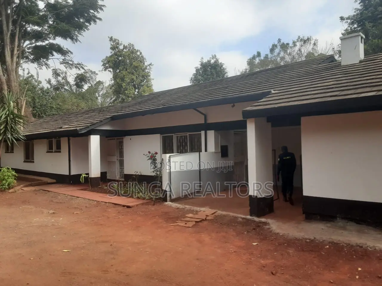 4bdrm Bungalow in Loresho Crescent for sale in Loresho