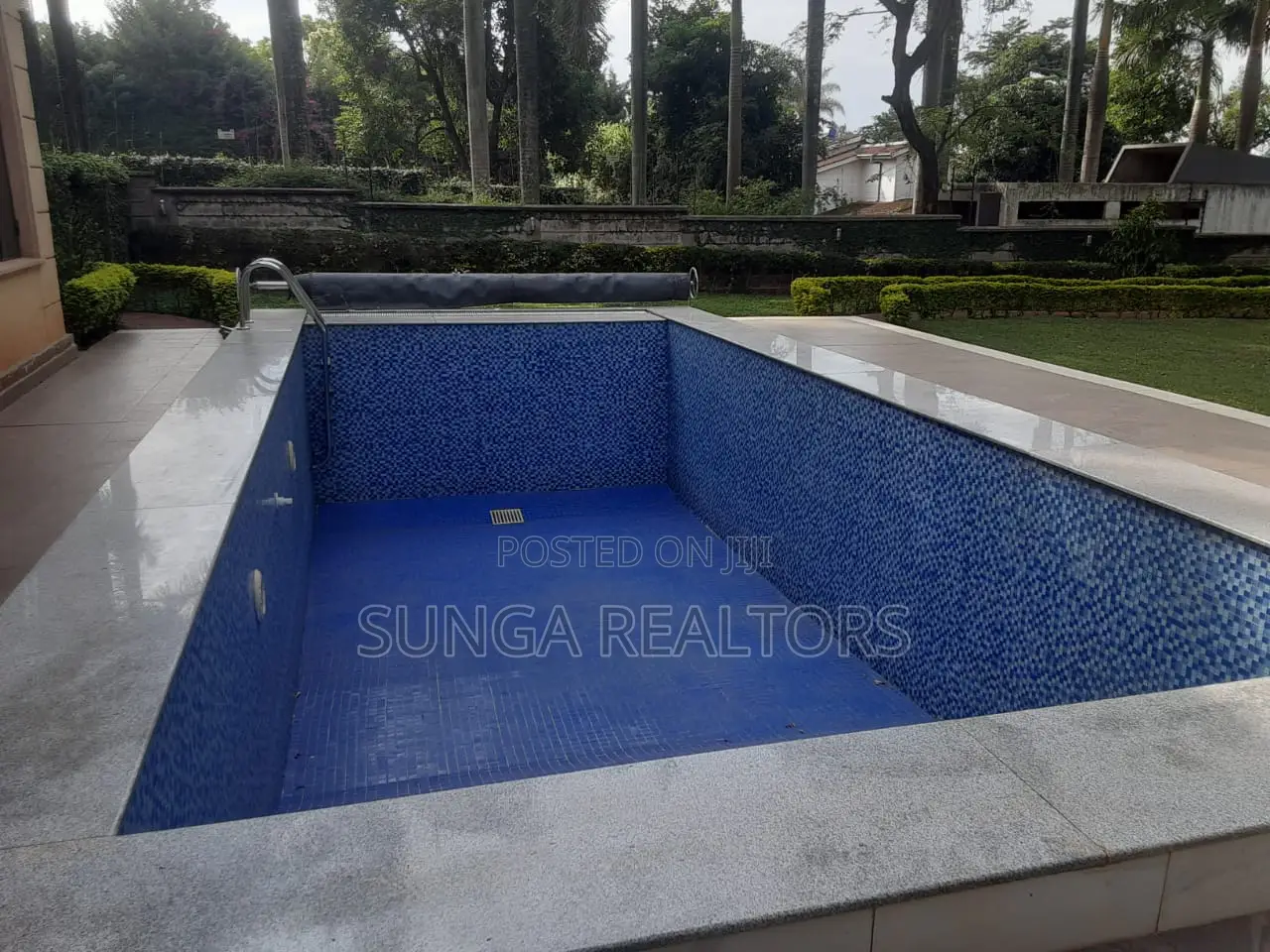 5bdrm House in Un Avenue, Runda for sale in Runda