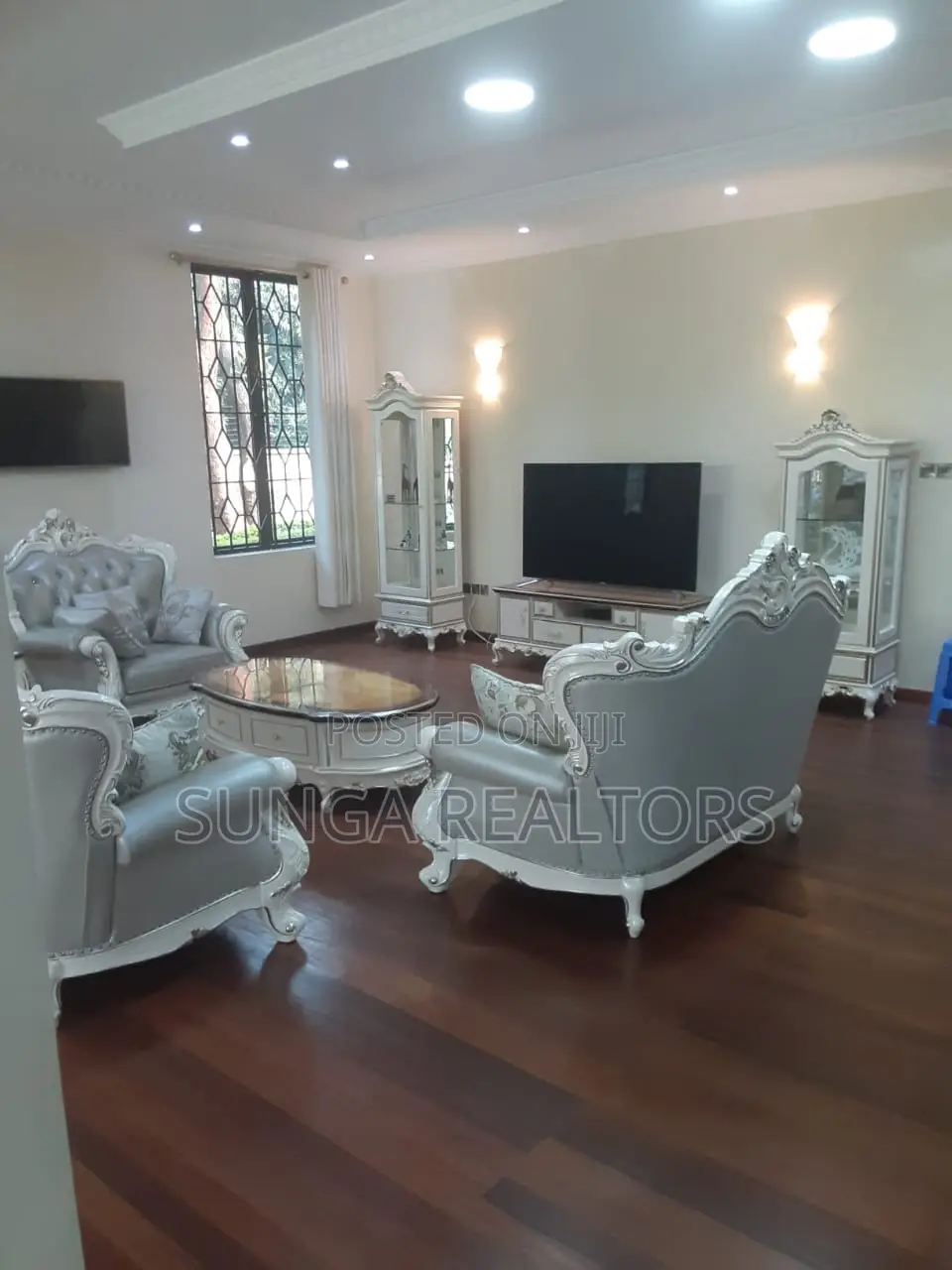 5bdrm House in Un Avenue, Runda for sale in Runda