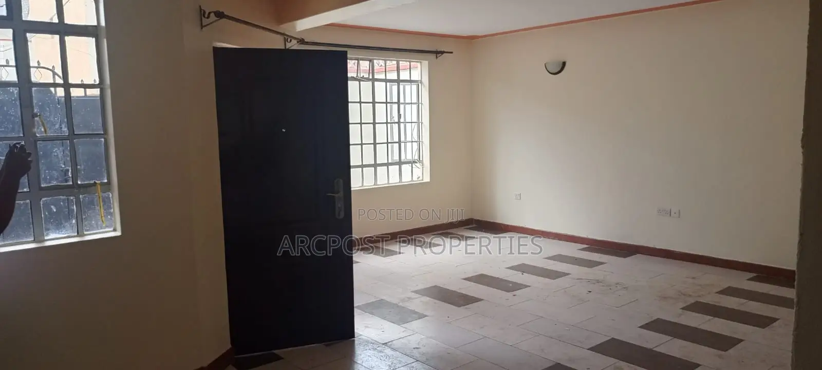 4bdrm Maisonette in Greenfields for sale in Greenfields