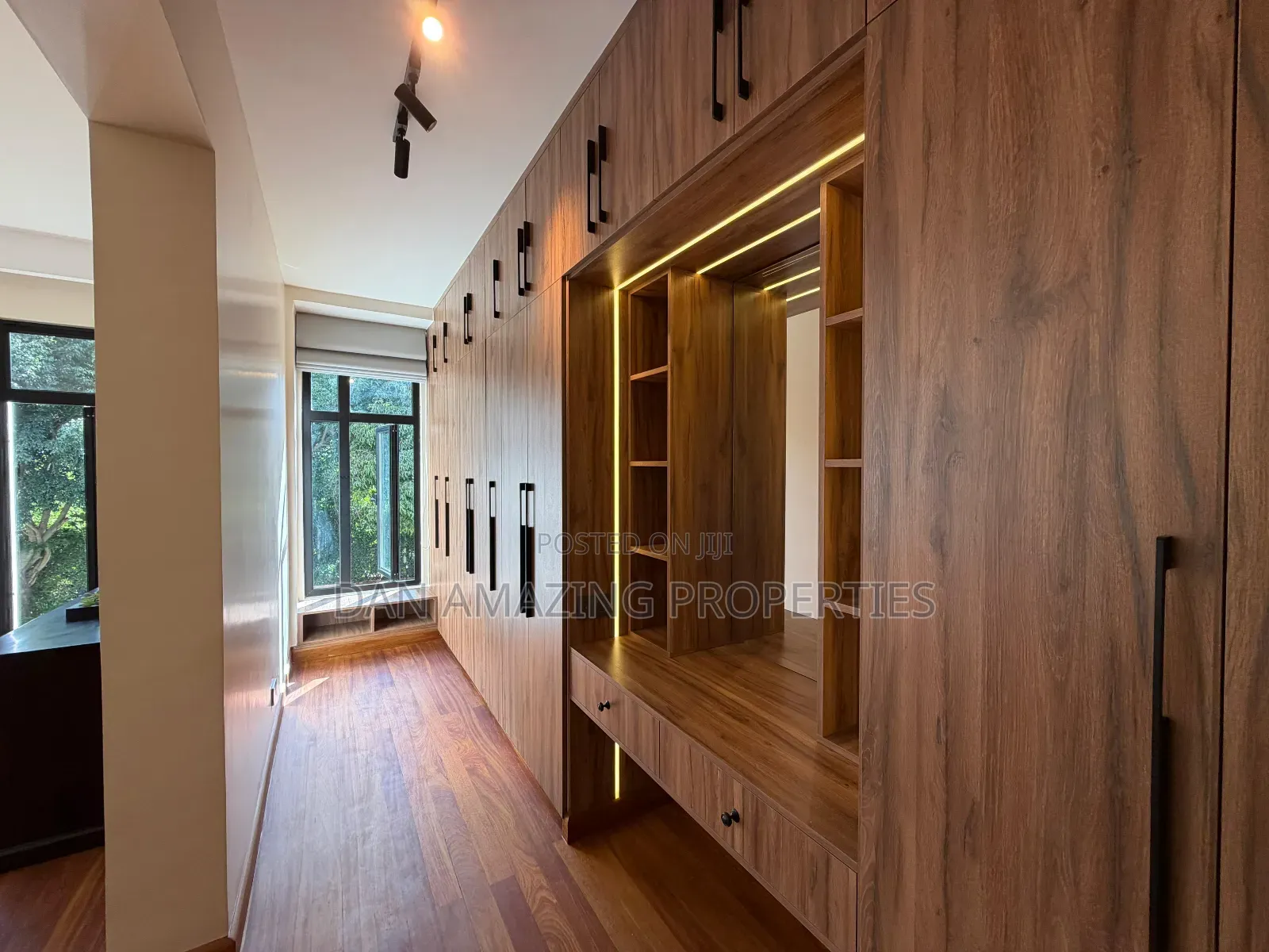 5bdrm Maisonette in Old Runda Plus Dsq for sale in Runda
