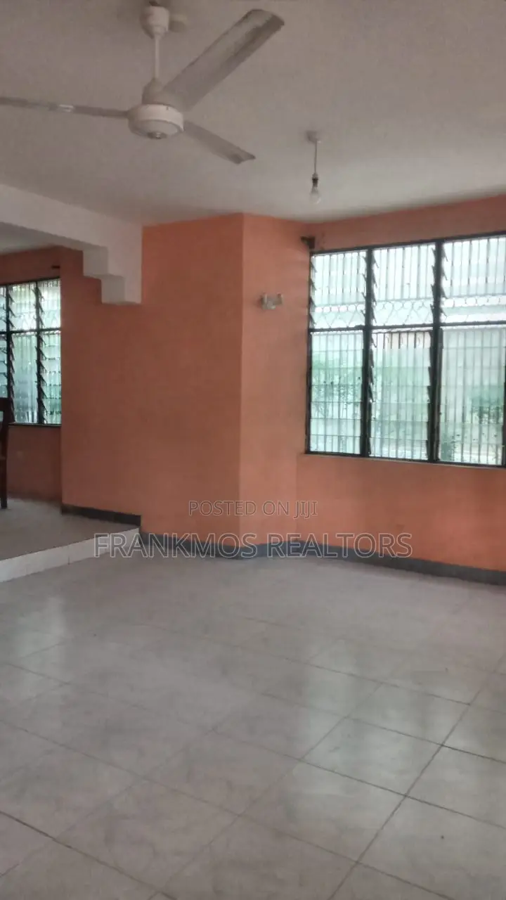 5bdrm Mansion in Vescon 1 for sale in Vescon Estate