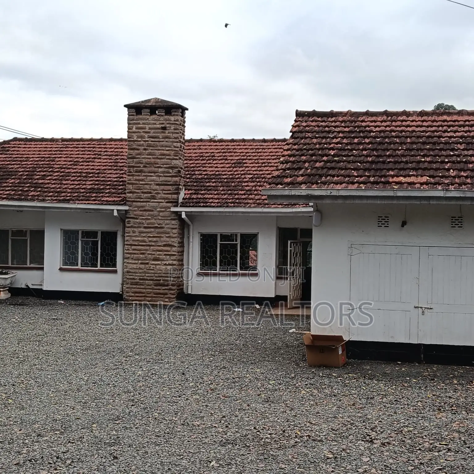 5bdrm Bungalow in Riverside Drive for rent in Riverside Drive