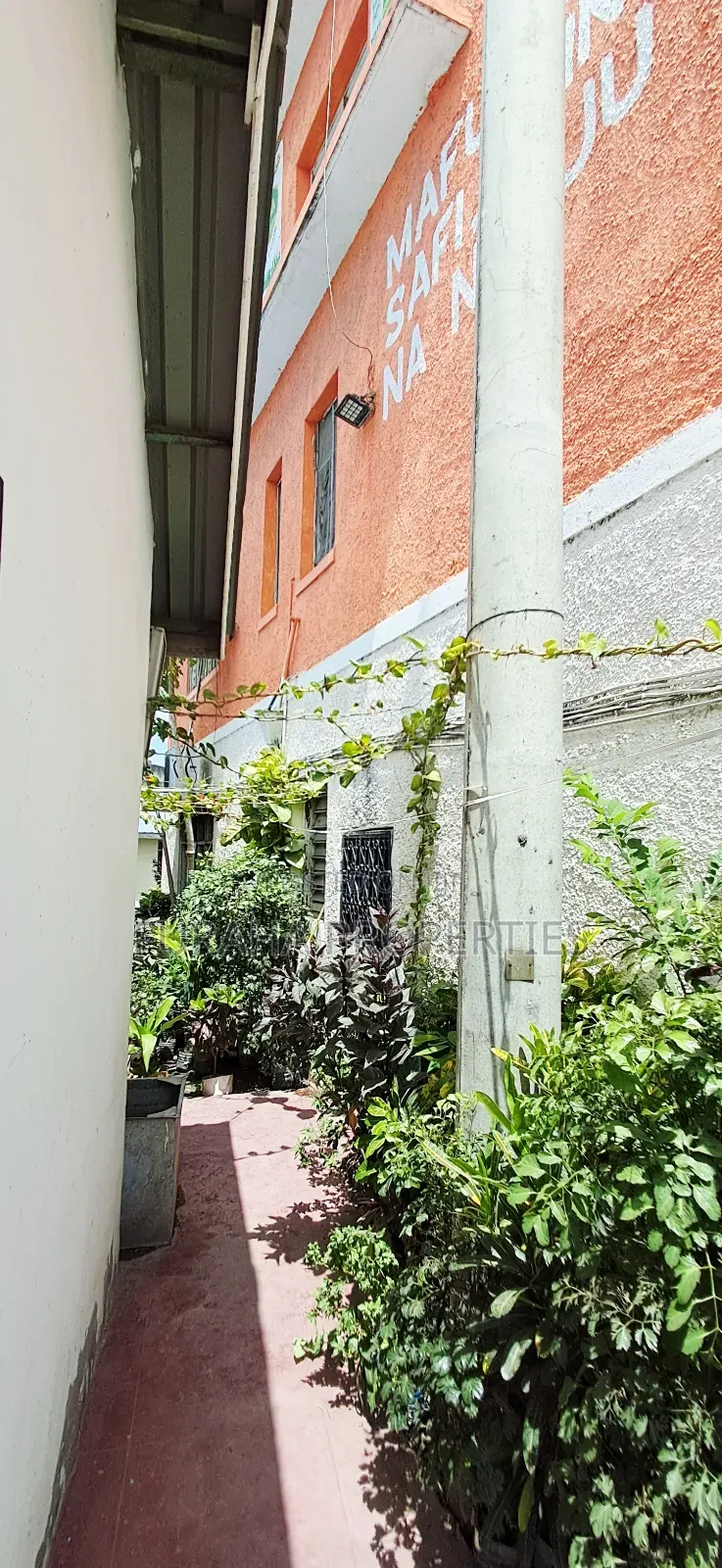 For Sale 4 Storey Building Changamwe in Changamwe