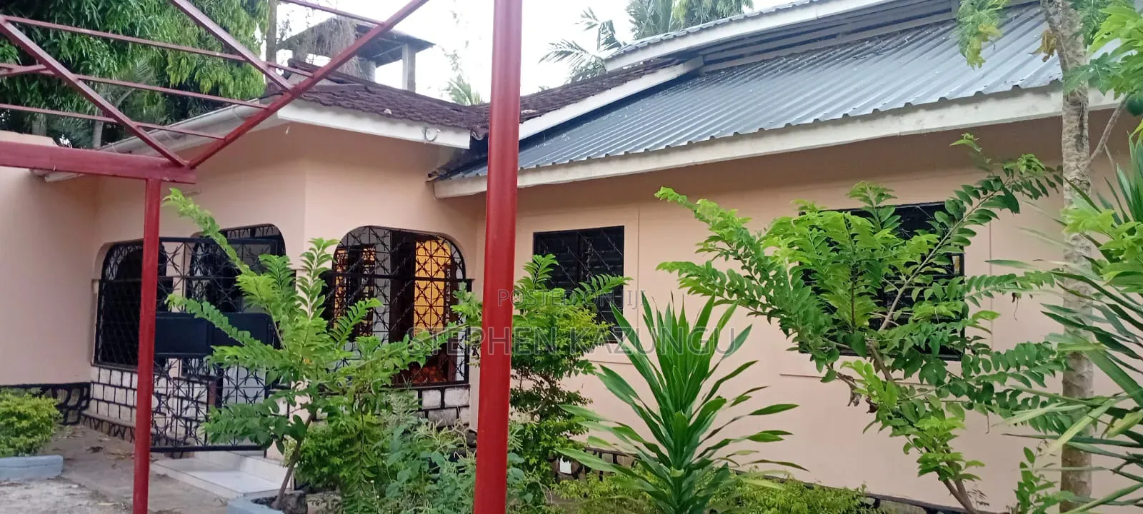 Furnished 3bdrm House in Private Home Near, Ukunda for sale in Ukunda