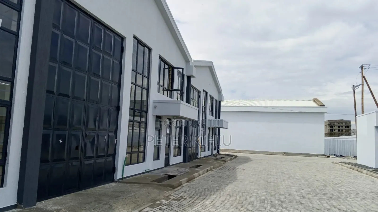Godown to Let 3100sqft Off Eastern Bypass Before Kamakis in Kamakis
