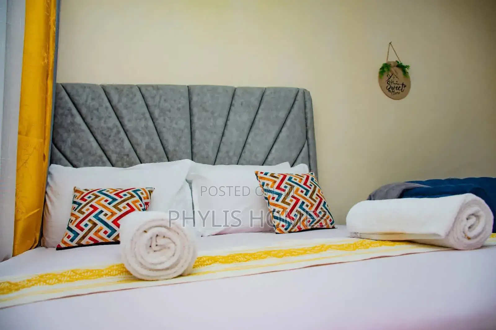 South B Attic Place Studio Air BNB in South B
