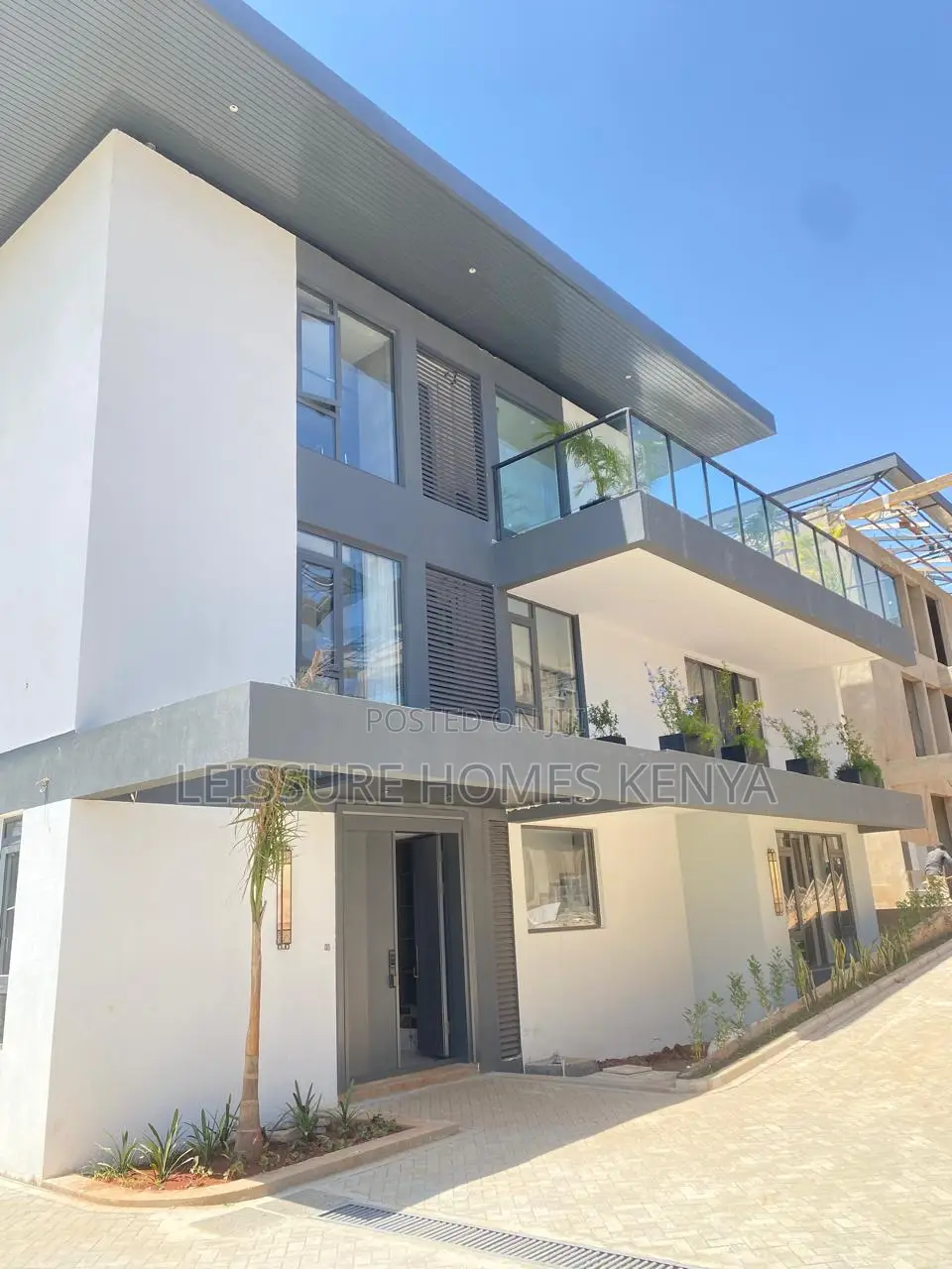 5bdrm Villa in Lavington for sale in Lavington