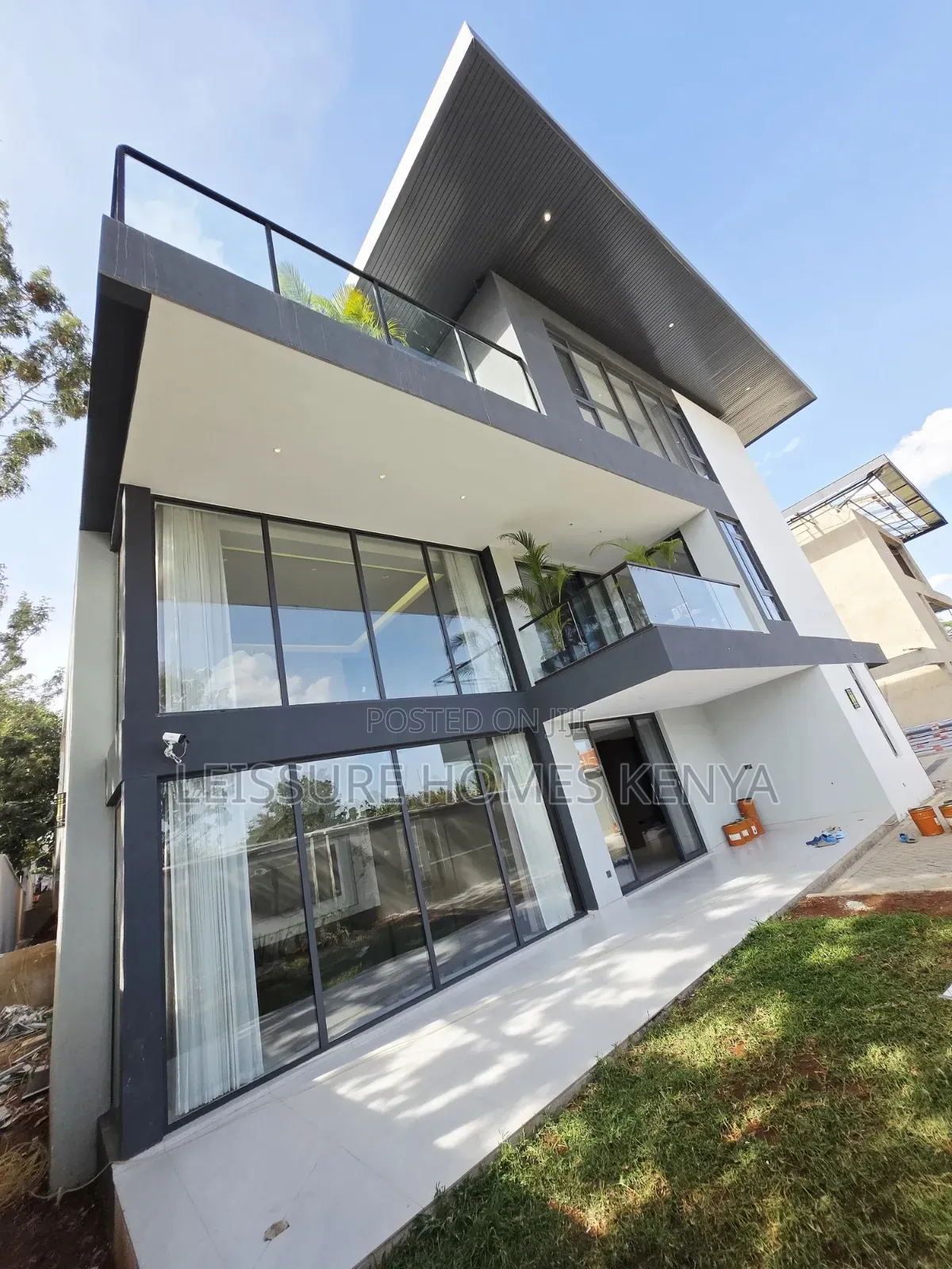 5bdrm Villa in Lavington for sale in Lavington