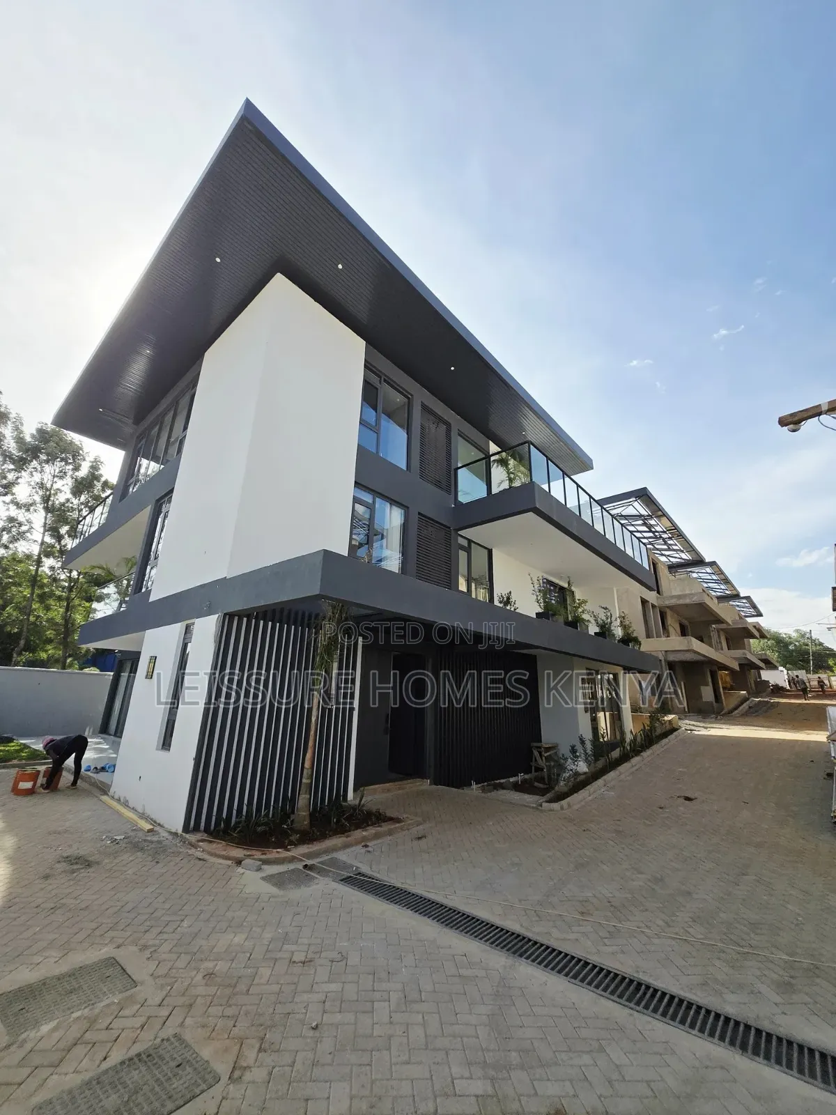 5bdrm Villa in Lavington for sale in Lavington