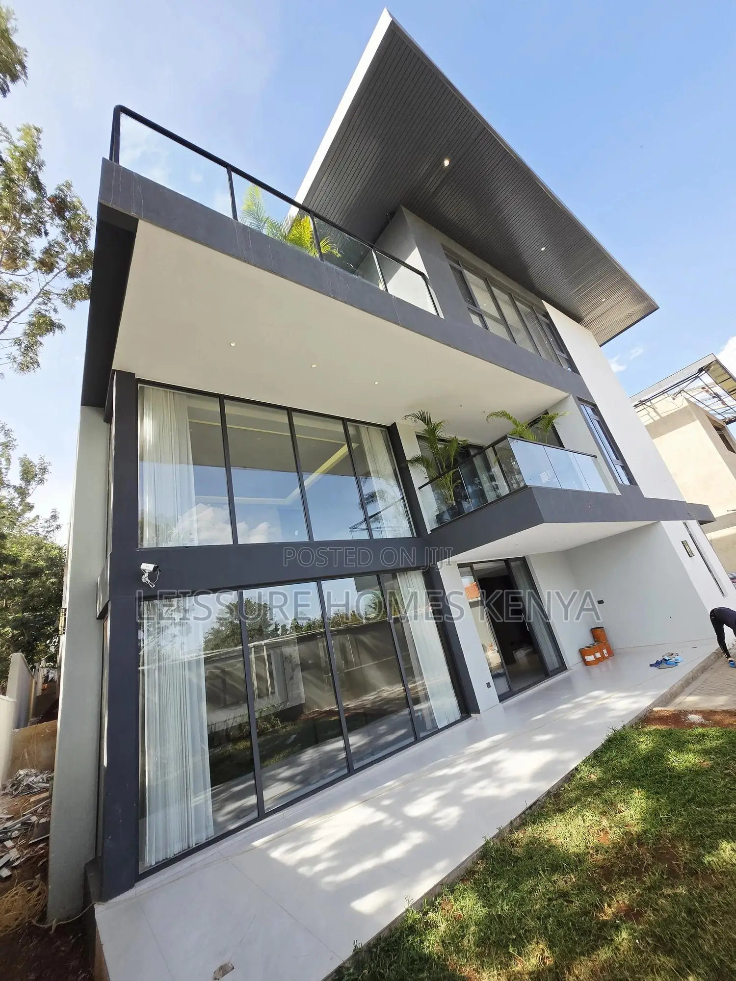 5bdrm Villa in Lavington for sale in Lavington