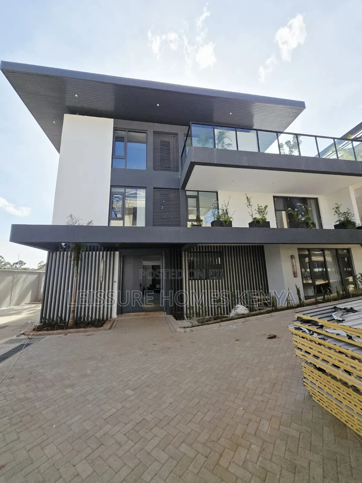 5bdrm Villa in Lavington for sale in Lavington