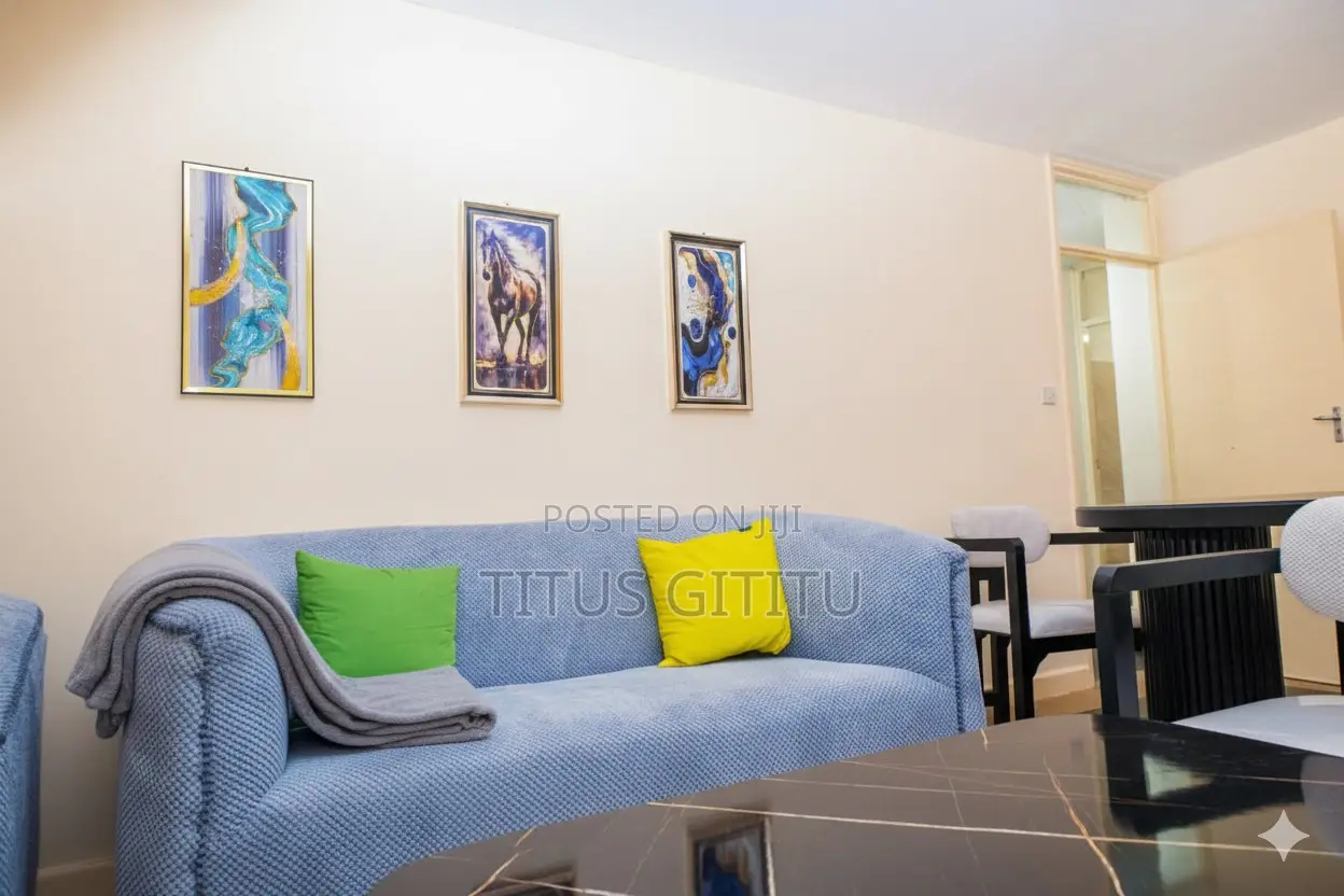 Spacious 1 Bedroom Airbnb Parklands | Near Museum Hill Aga Khan in Parklands/Highridge