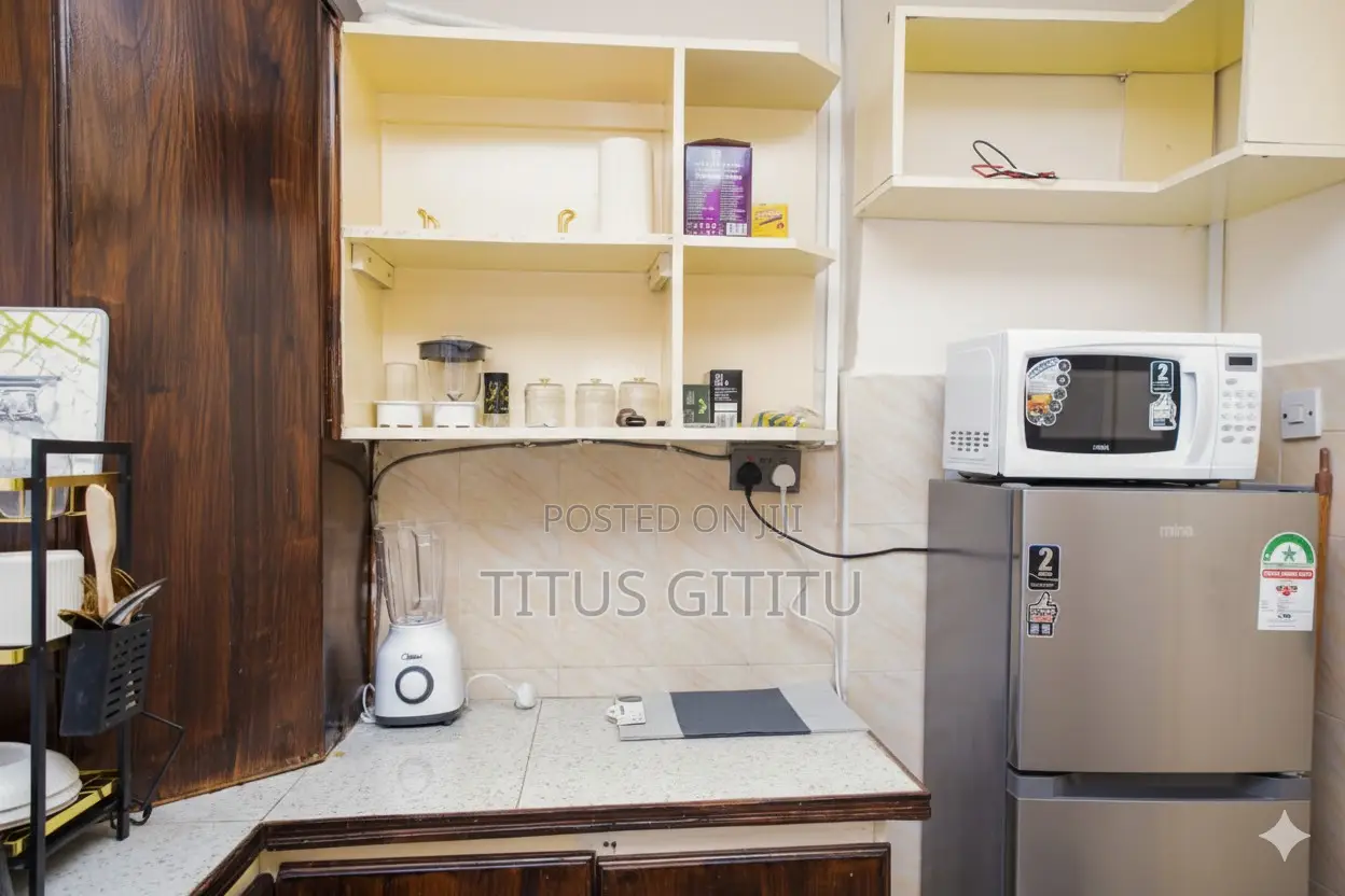 Spacious 1 Bedroom Airbnb Parklands | Near Museum Hill Aga Khan in Parklands/Highridge