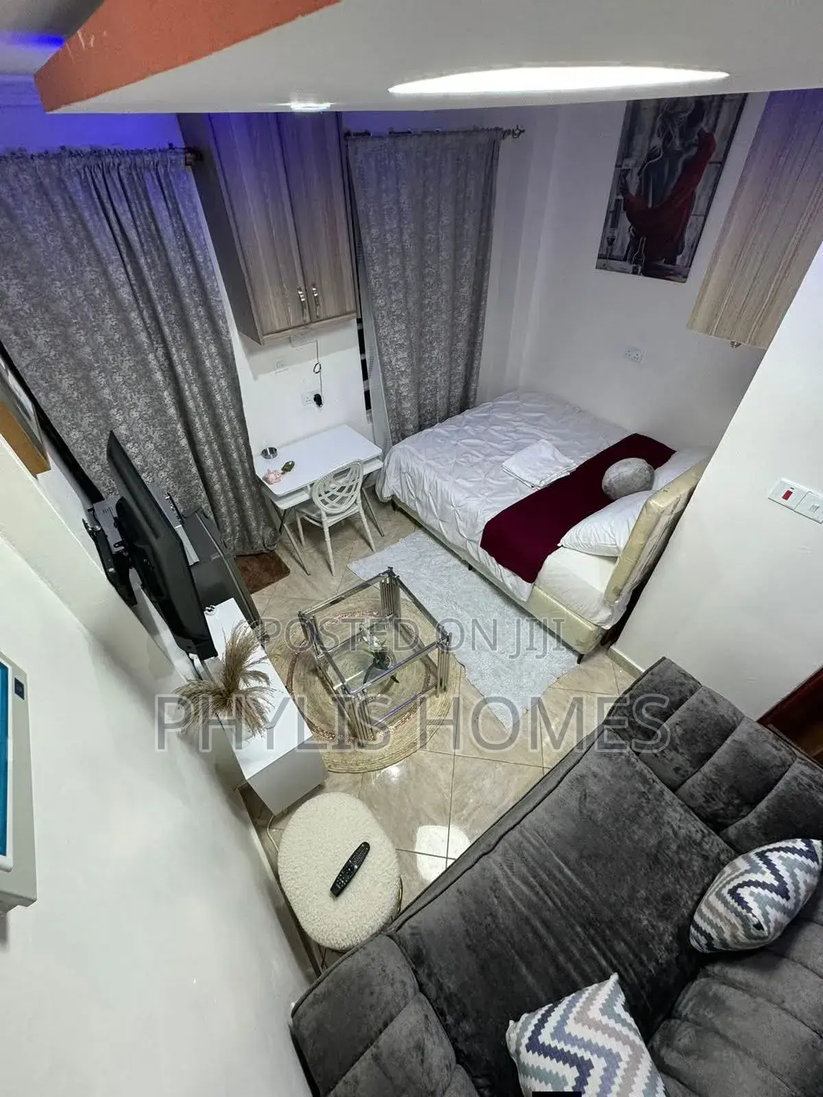 Cozy Furnished Studio in Attic South B in South B
