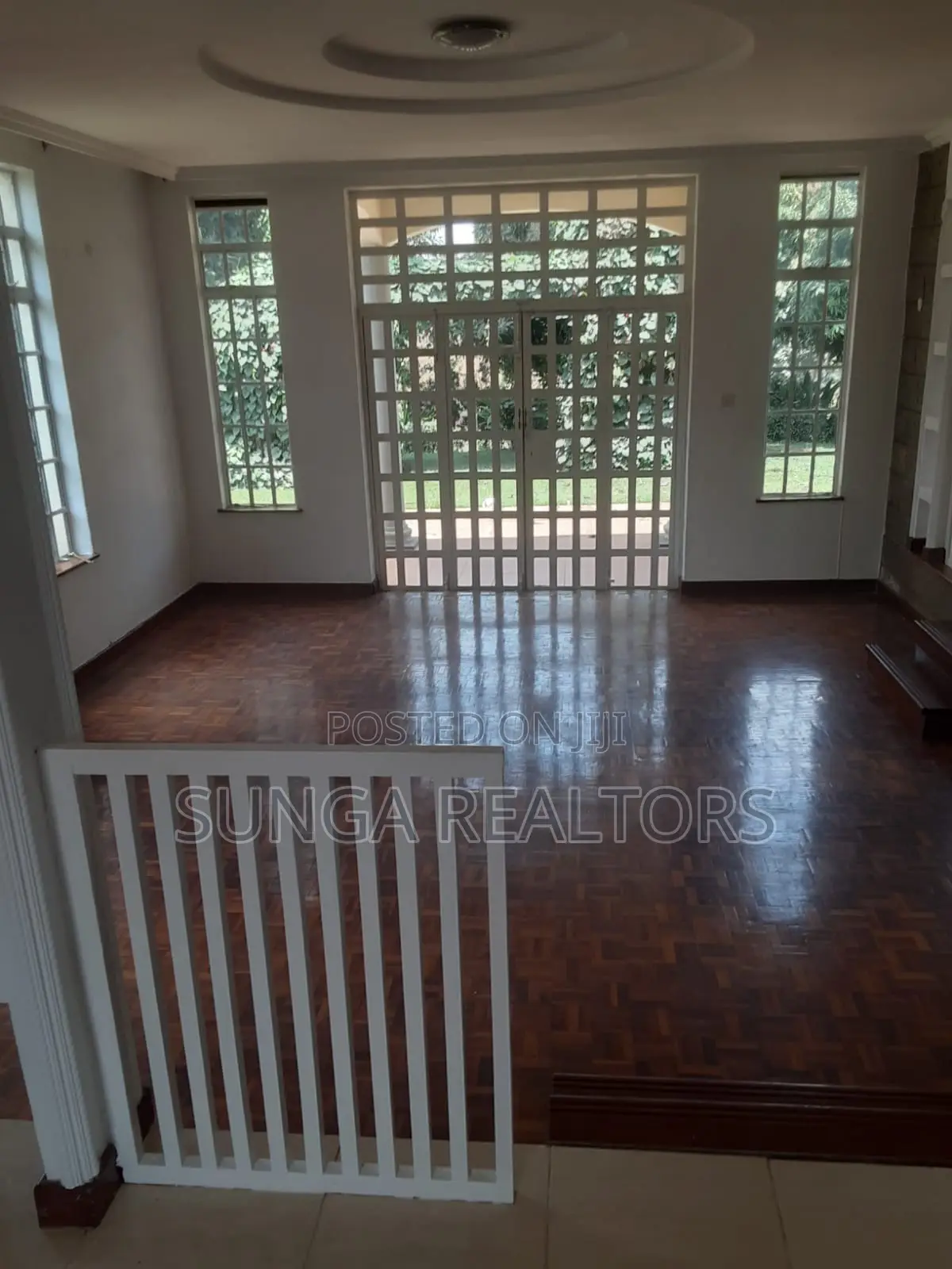 4bdrm House in Rosslyn for sale in Rosslyn