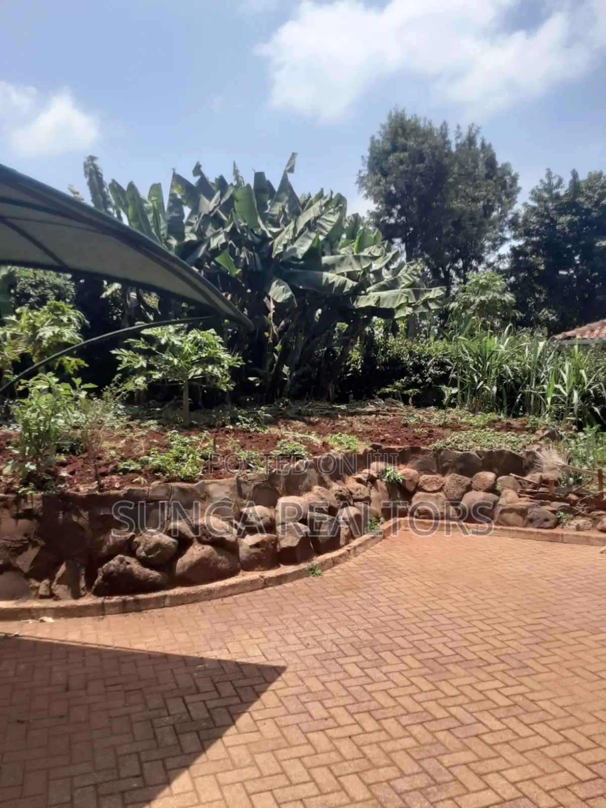 4bdrm House in Rosslyn for sale in Rosslyn