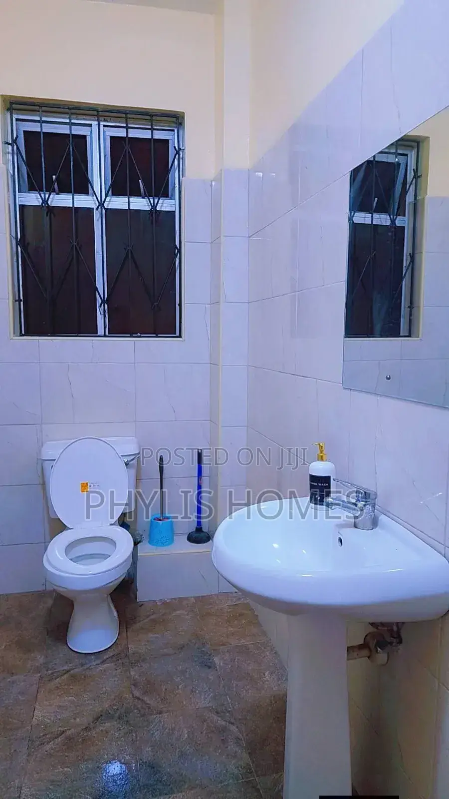 Stylish Cozy One Bedroom Air BNB in South B in South B